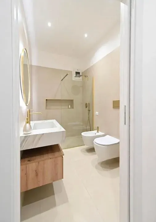 Photo 2 of 7, SeaRose Apartment