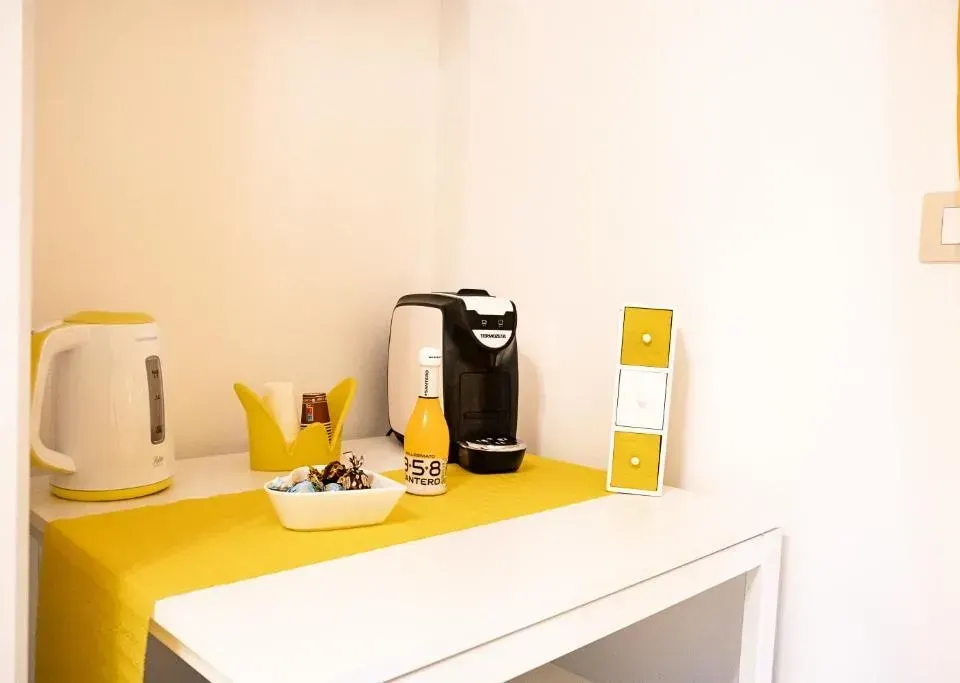 Photo 4 of 10, SUN & MOON Apartment