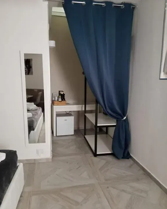 Photo 8 of 10, La Corte Guest House