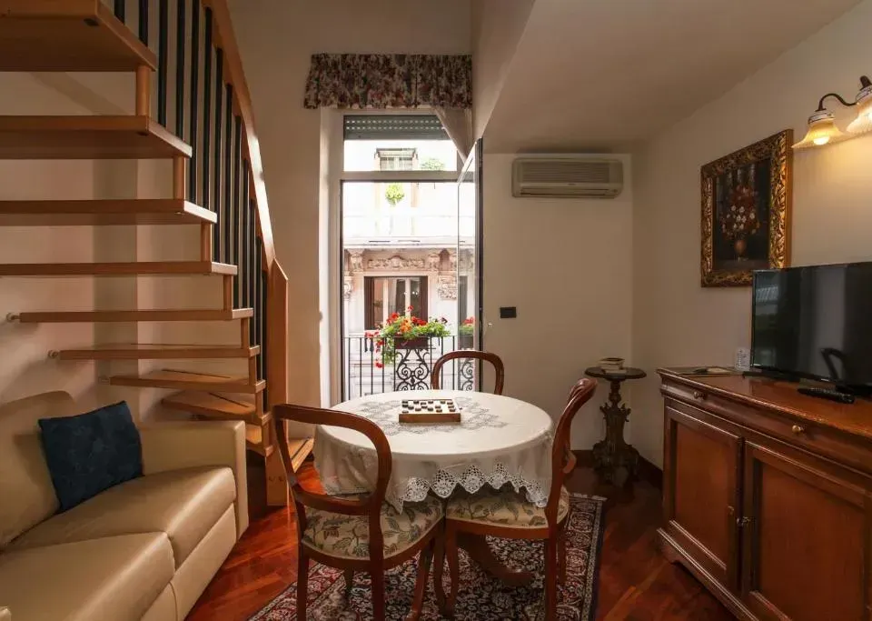 Photo 10 of 10, Zodiacus Residence