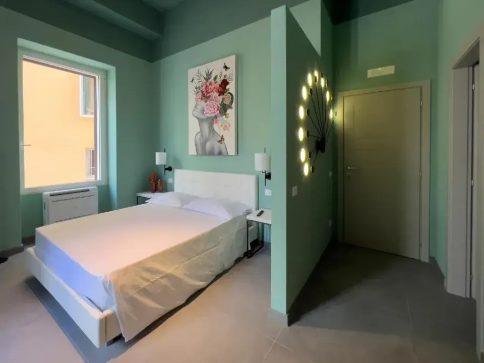 Photo 1 of 10, b&b Boutique Colors