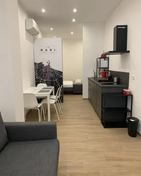 Photo 4 of 10, Citywise Vittorio - Independent Apartment near Bari central station