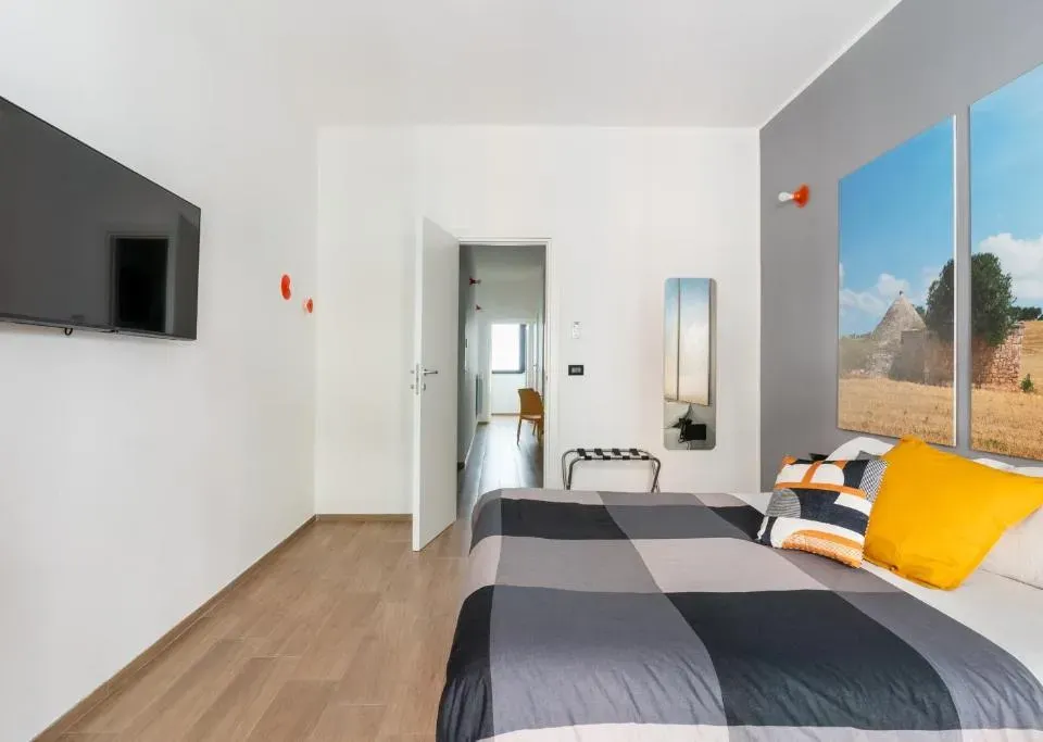 Photo 5 of 10, Just Here apartments - Nina