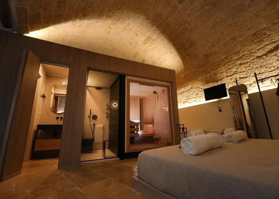 Photo 6 of 10, Myra Bari Bed & Spa