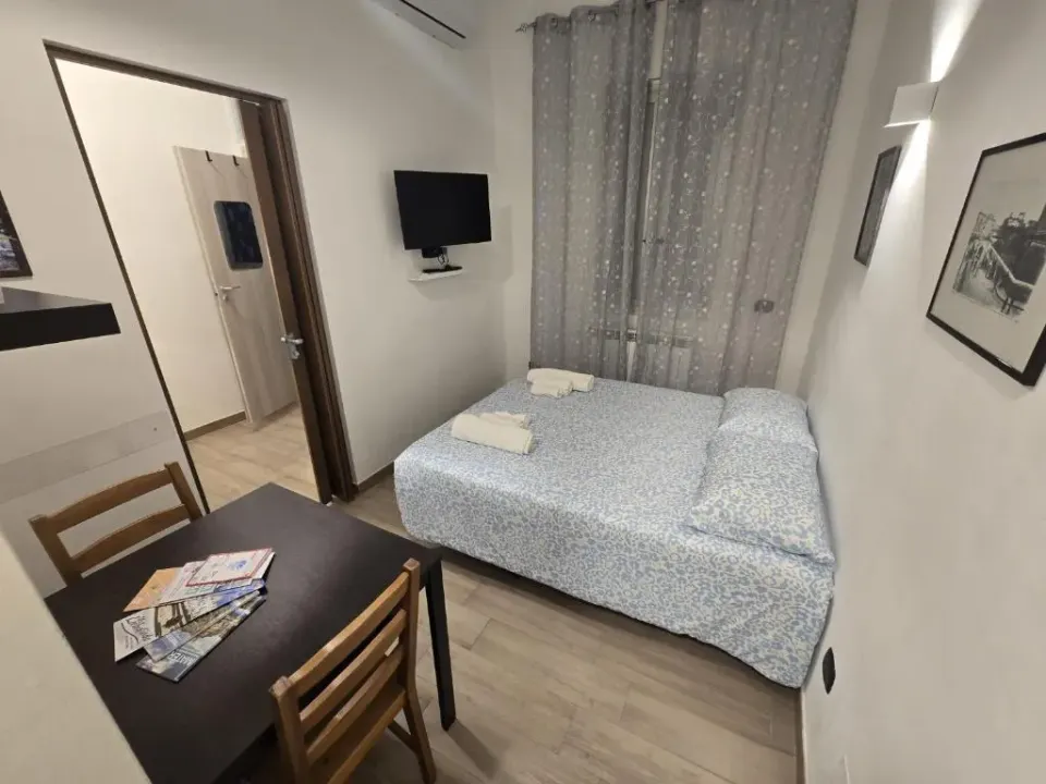 Photo 8 of 10, Tiny House Bari