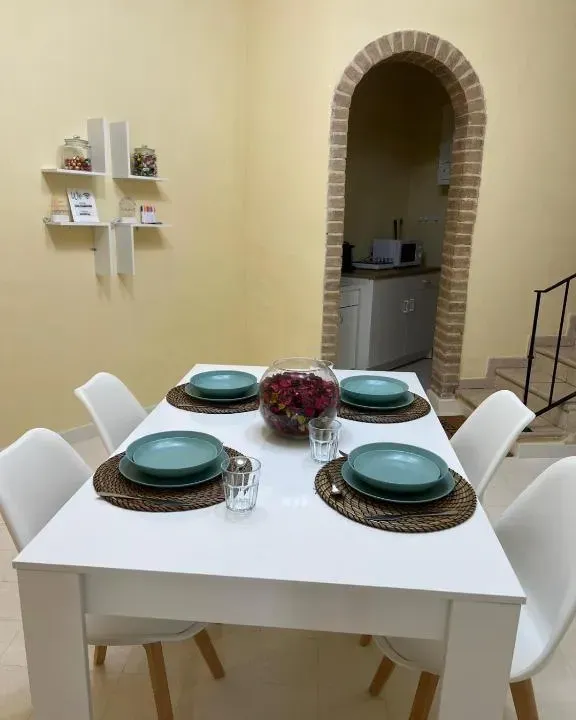 Photo 4 of 10, Santa fe apartment