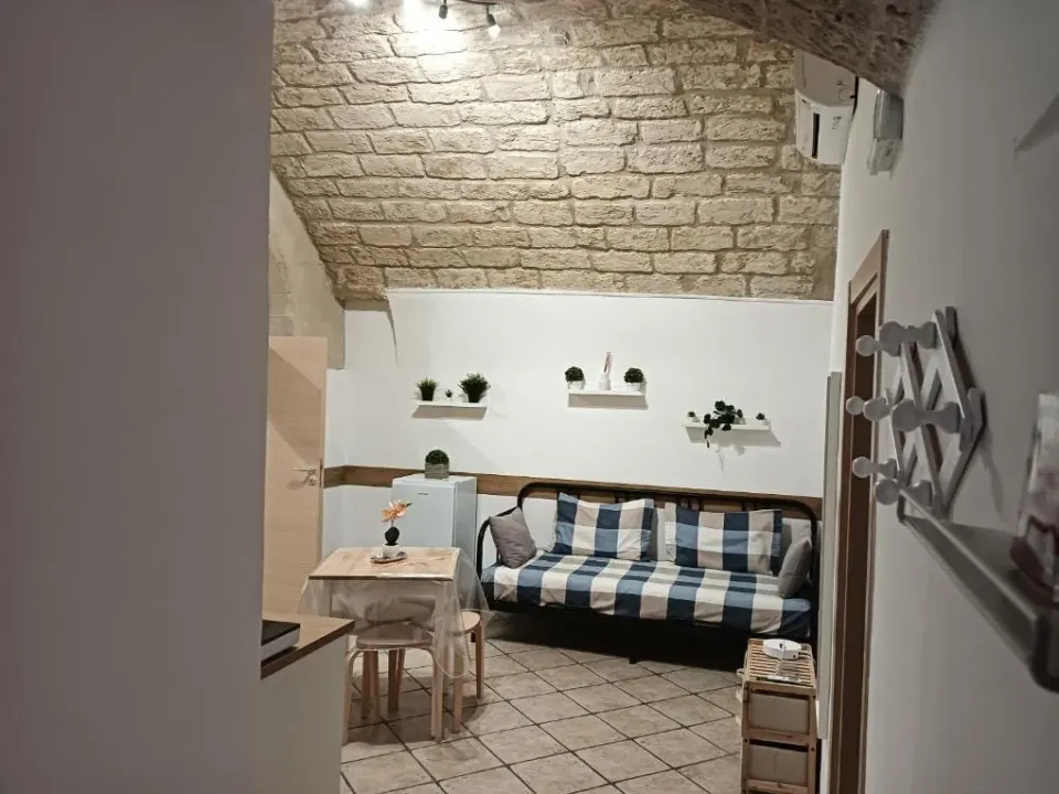 Photo 4 of 10, Bari Sweet Home 45