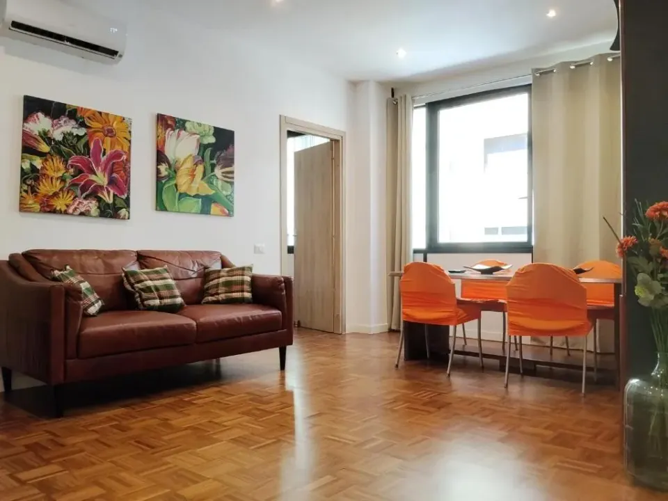 Photo 1 of 10, Casa dei Fiori Colorful Apt