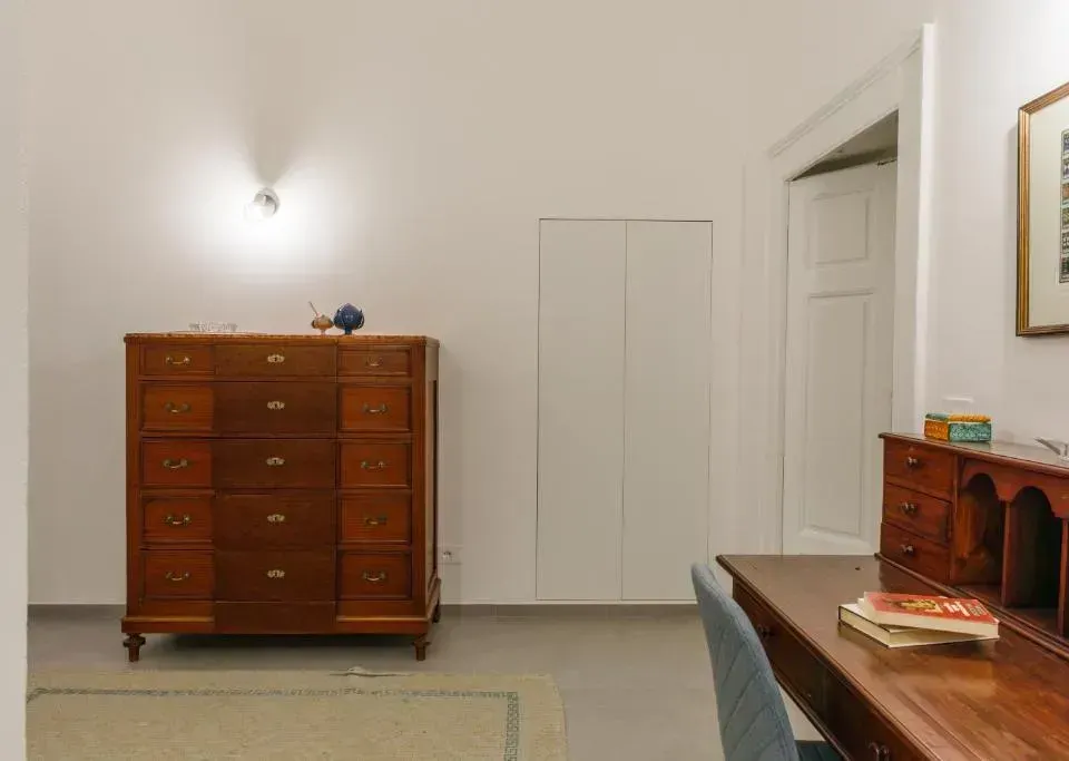 Photo 4 of 10, Connie's Tourist Rental