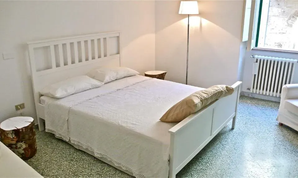 Photo 2 of 10, Casa Odegitria