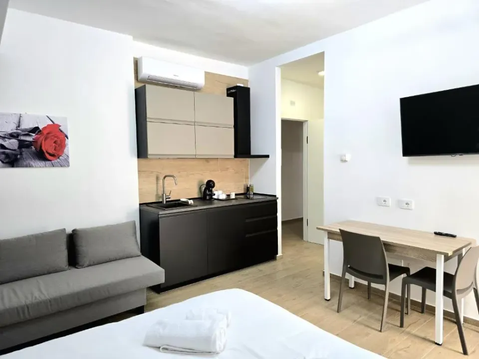Photo 7 of 10, Rose Suites - Bari Stazione