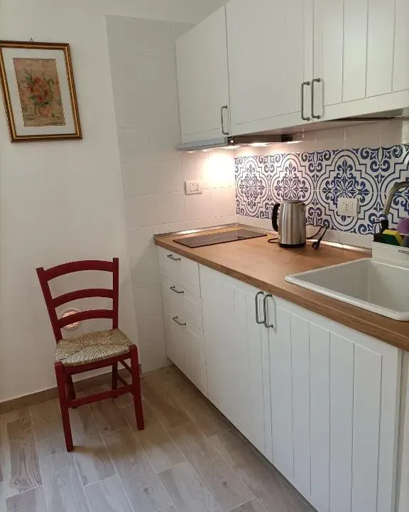 Photo 4 of 10, Zefiro, two-bedroom Apartment