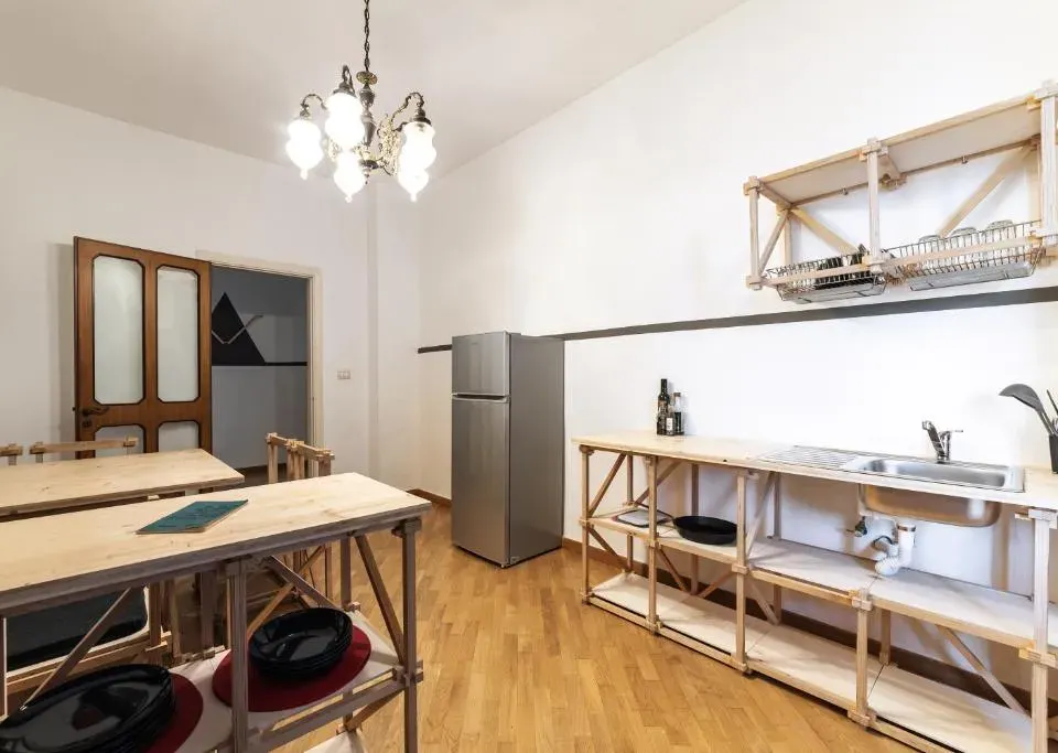 Photo 8 of 10, Emanuele Guest House
