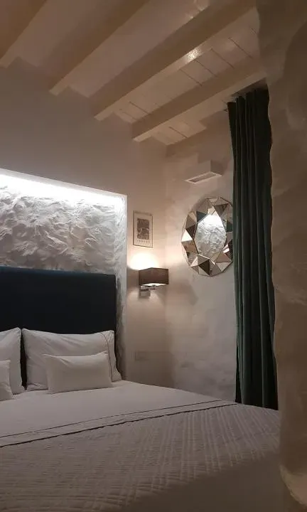 Photo 2 of 10, Room Del Giglio