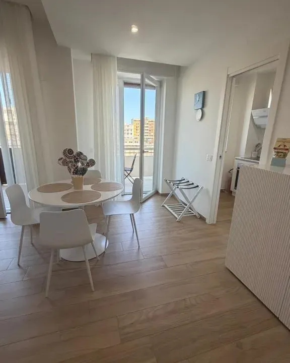 Photo 5 of 10, Di Passaggio Apartment