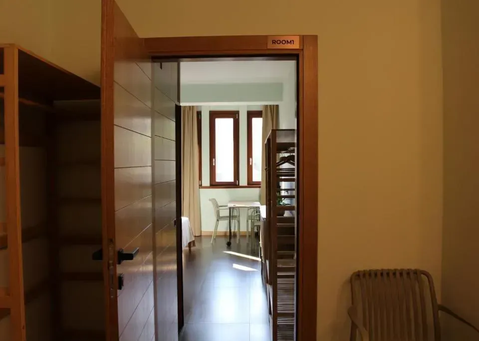 Photo 10 of 10, Bari Center Rooms