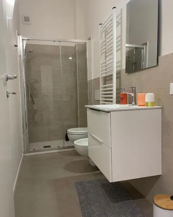 Photo 3 of 10, Pizzoli Suite