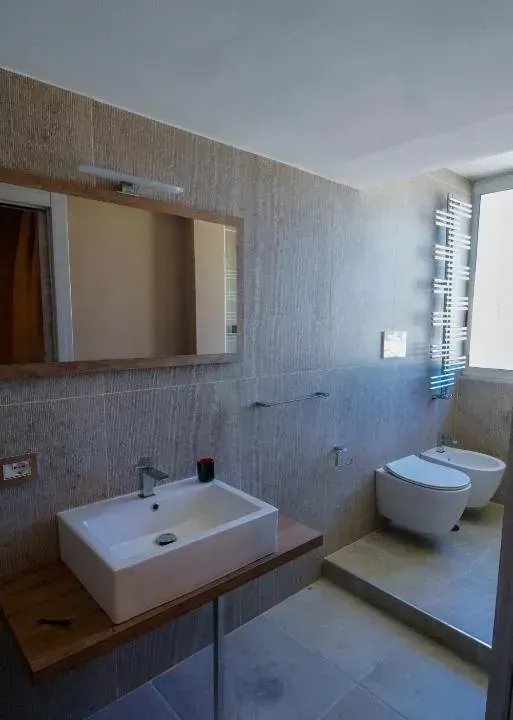 Photo 4 of 10, Suite DELFINO 39