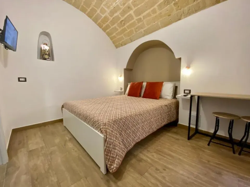 Photo 2 of 10, B&B Gallina 18