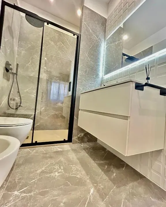 Photo 8 of 10, Homeclass Luxury