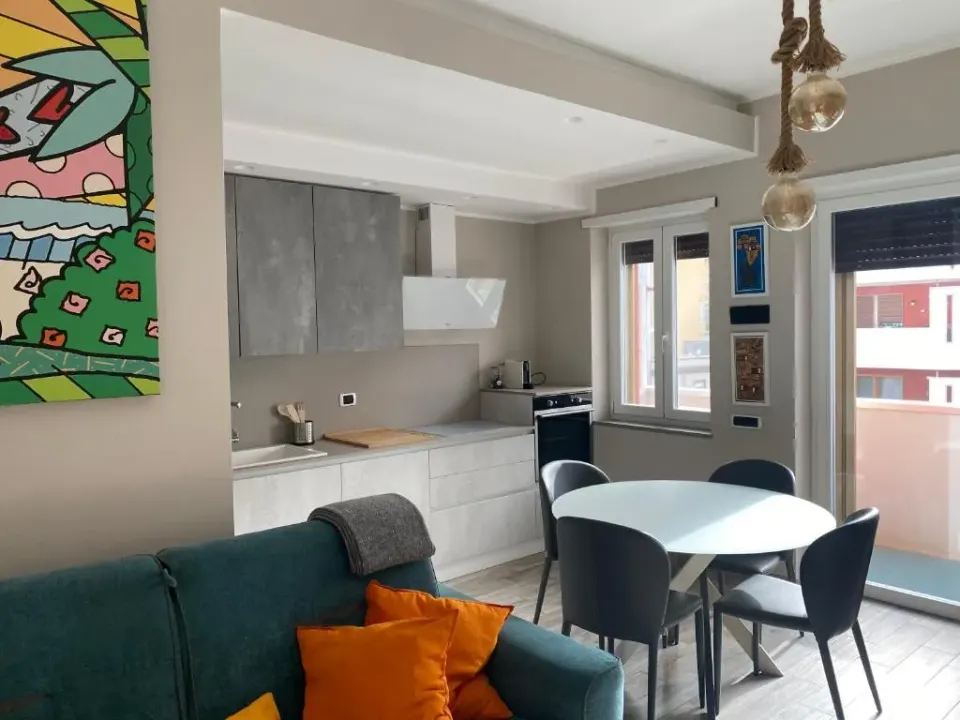 Photo 4 of 10, Casa Stefy