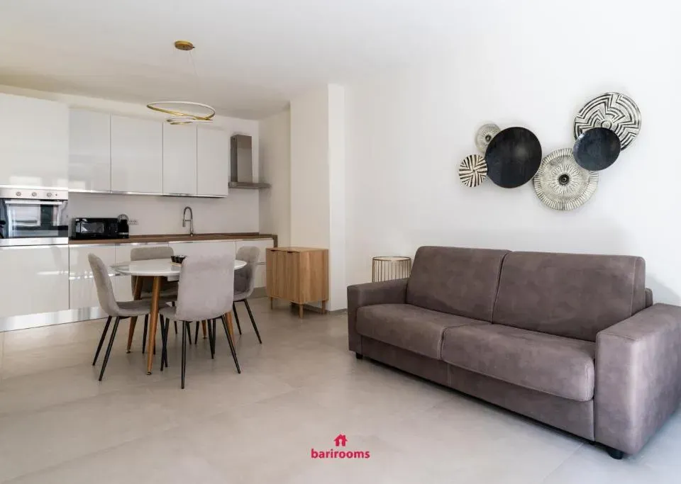 Photo 3 of 8, Davanzati Flat