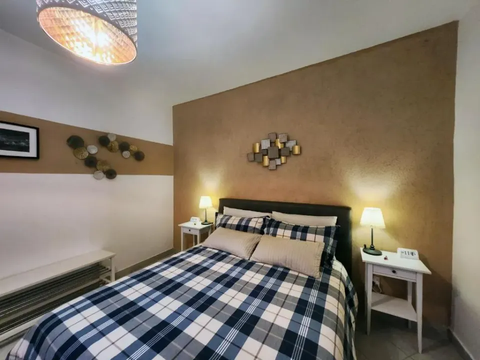 Photo 2 of 10, Arco Alto Apartment