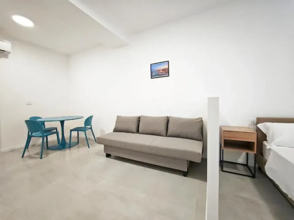 Photo 8 of 10, Pietra Apartment